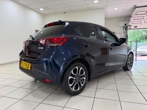 Mazda2