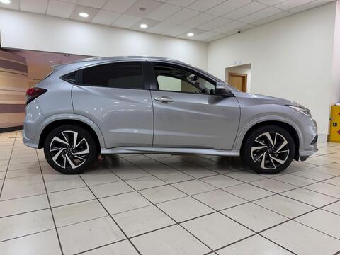 HR-V