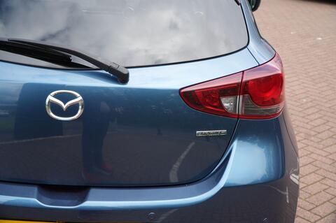 Mazda2