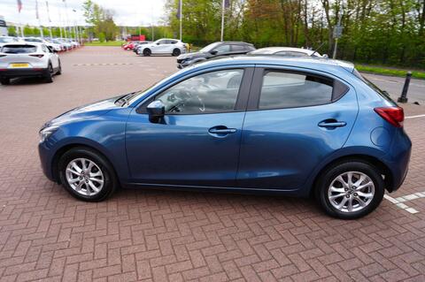 Mazda2