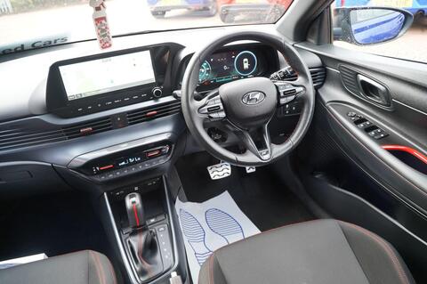 i20
