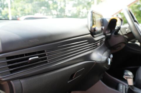 i20
