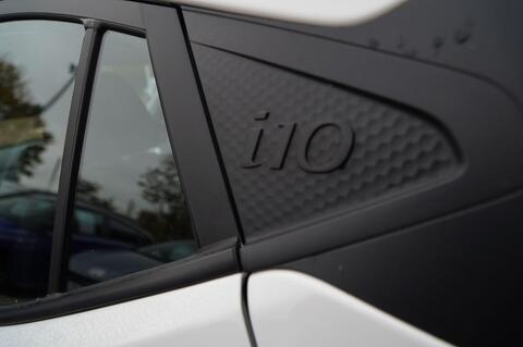 i10