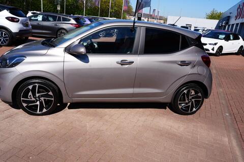 i10