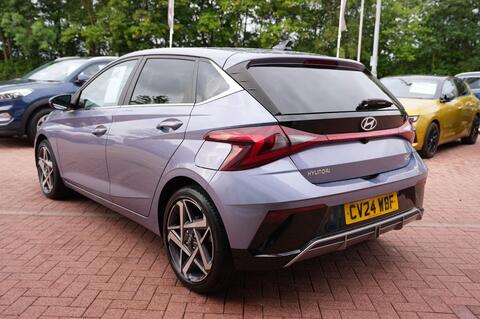 i20