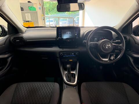 Yaris