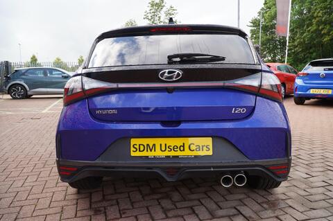 i20