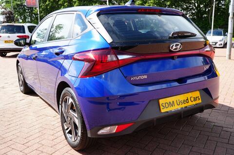i20