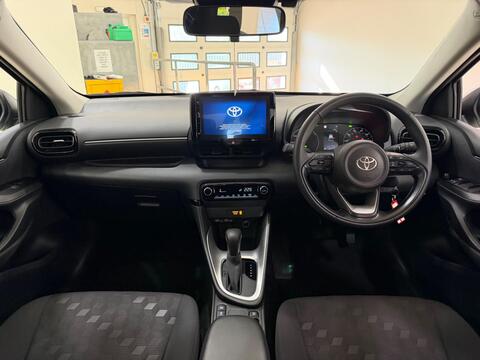 Yaris