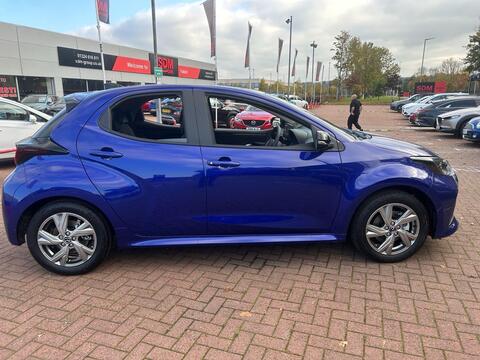 Mazda2 HYBRID