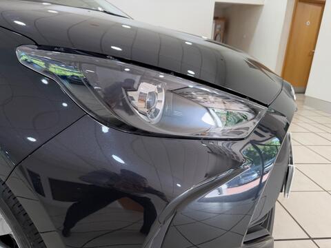 Yaris