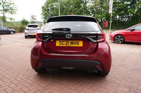 Yaris