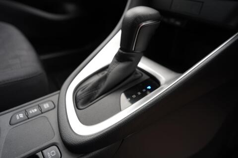 Mazda2 HYBRID
