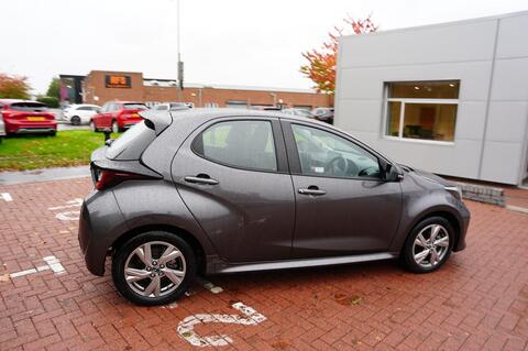 Mazda2 HYBRID