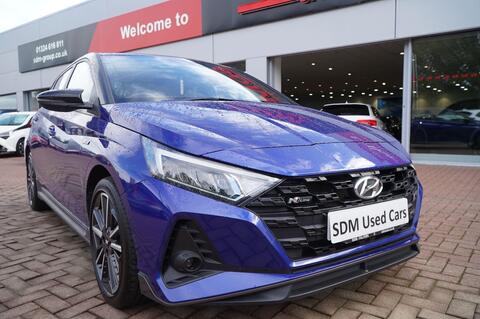 i20