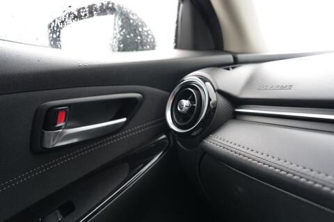 Mazda2