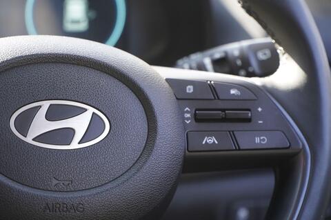 i20