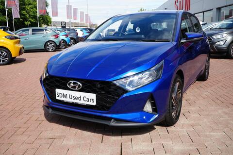 i20
