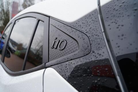 i10