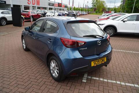 Mazda2
