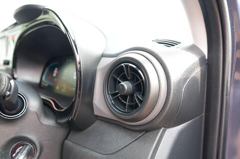 i10