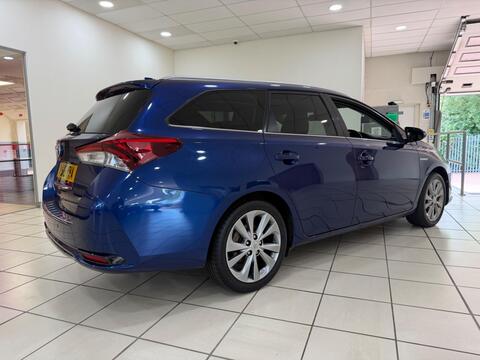Auris