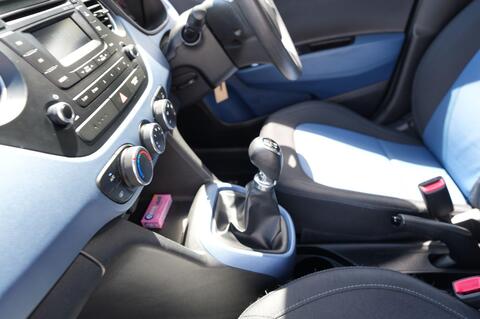 i10
