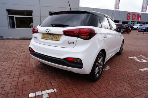 i20