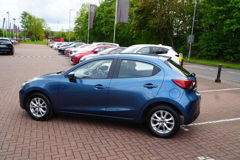 Mazda2
