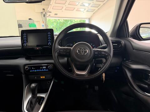 Yaris