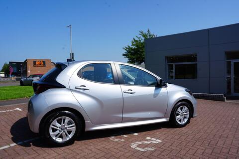 Mazda2 HYBRID