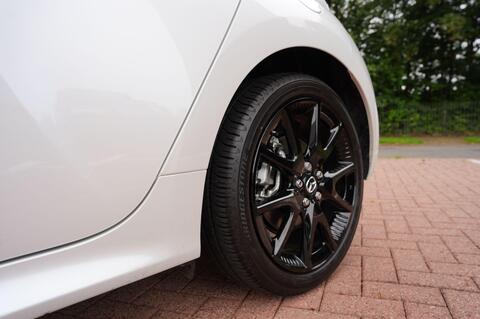 Mazda2 HYBRID
