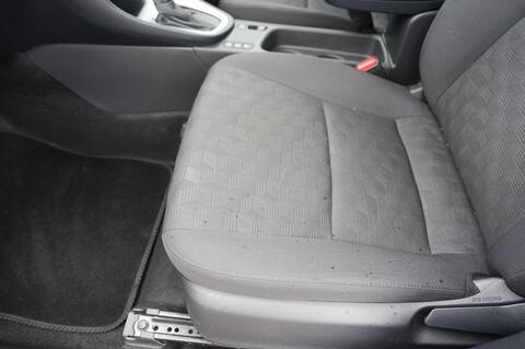 Mazda2 HYBRID