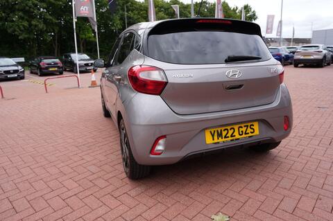 i10