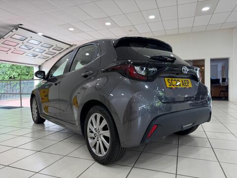 Yaris