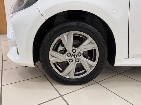 Yaris