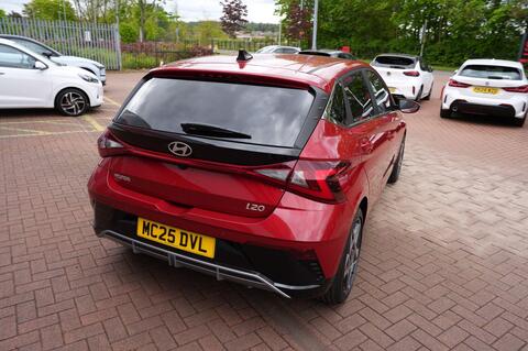 i20