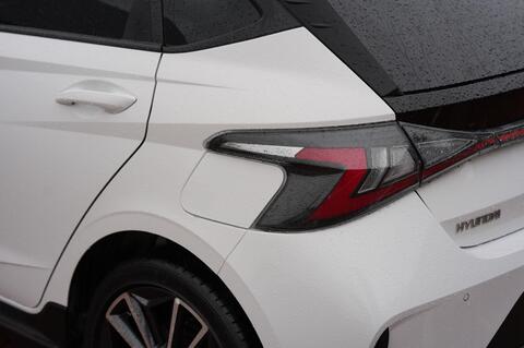 i20