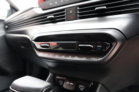 i20