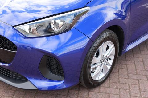 Mazda2 HYBRID