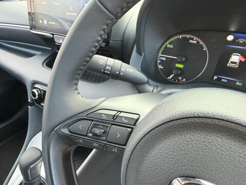 Mazda2 HYBRID