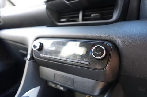 Mazda2 HYBRID