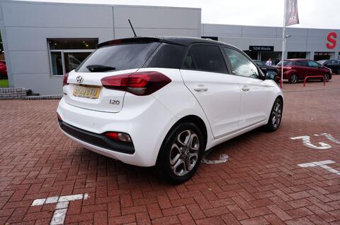 i20