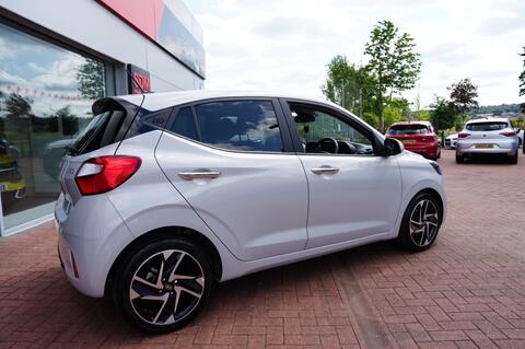 i10
