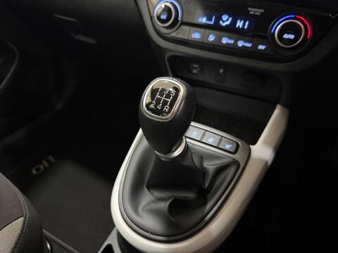 i10