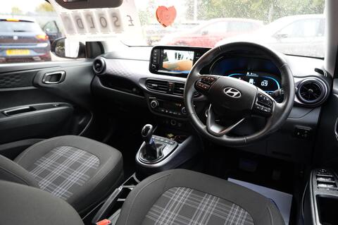 i10