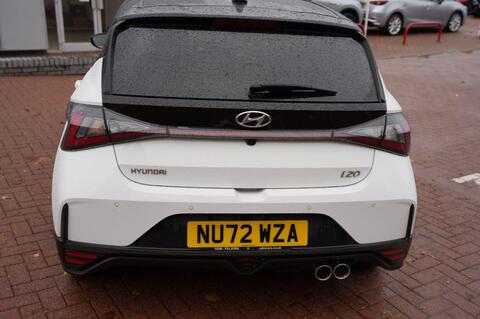 i20