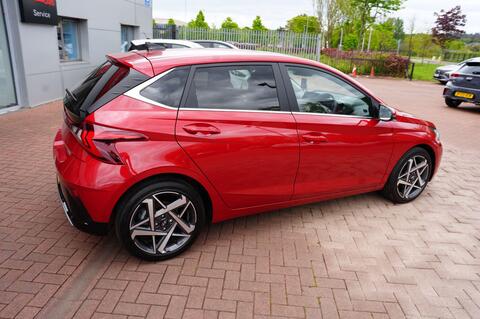 i20