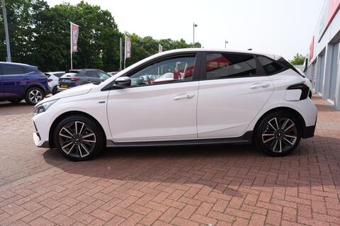 i20