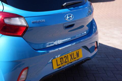 i10